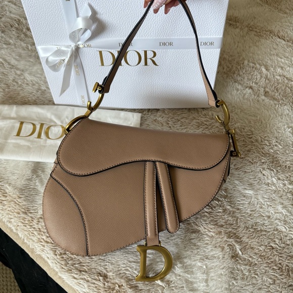 Dior Beige Saddle Shoulder Bag - Picture 1 of 12